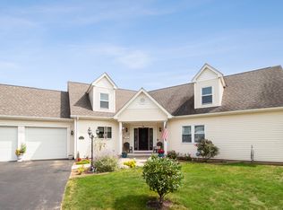 7 Rockwell Ter, Norwich, CT 06360