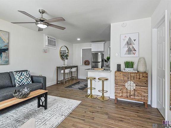 3rd image of 212 Centerville St NE #4
