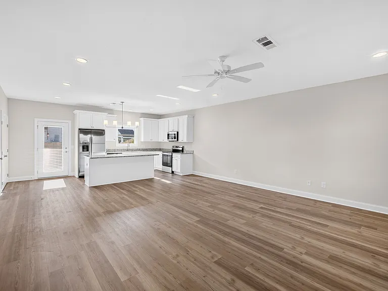 3260 Academy Dr #408 — Photo 31