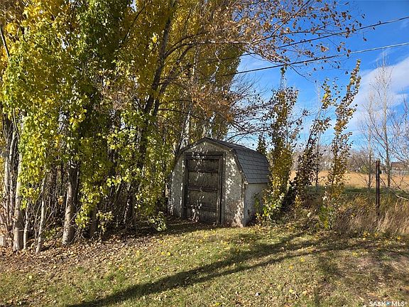 5th image of 720 Maple DRIVE