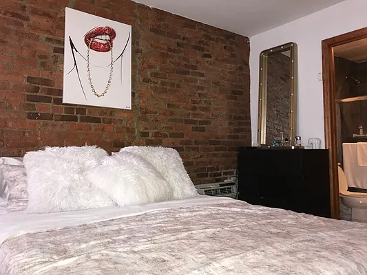 Rented by GPS Realty NYC | media 12