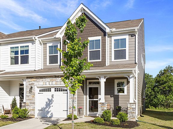2nd image of 500 Pennystone Ln