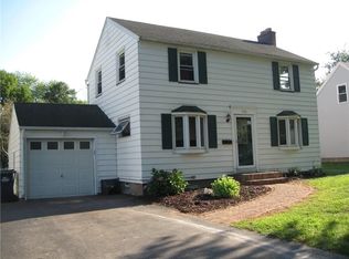 136 Mareeta Rd, Rochester, NY 14624