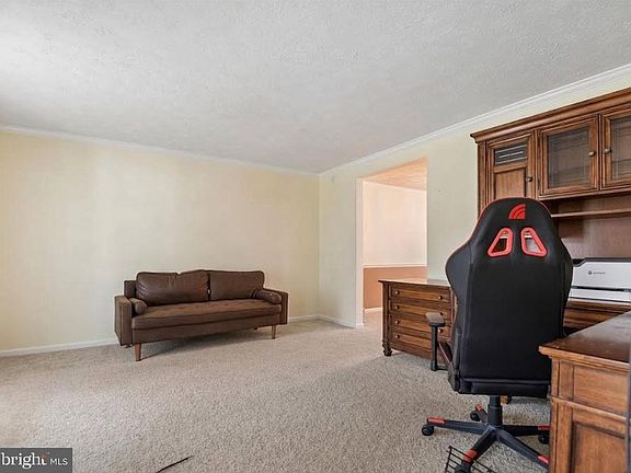 4th image of 6413 White Peach Pl