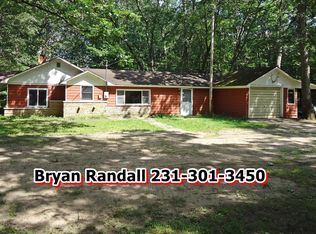 13658 N Woodbridge Dr, Bitely, MI 49309