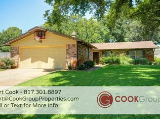 2713 Blackwood Dr, Arlington, TX 76013