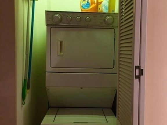 Unit washer and dryer