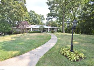 93 Hopewell Dr, Struthers, OH