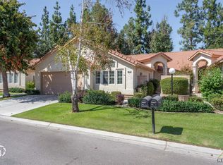 6901 Courtside Cir APT 13, Bakersfield, CA 93309