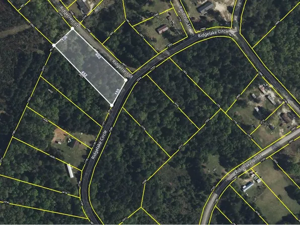 40 Ridgelake Cir, Saint Matthews, SC 29135