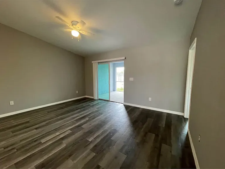 8575 Agate St — Photo 10