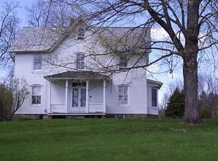 11 Quaker Rd, Andover, NJ 07821