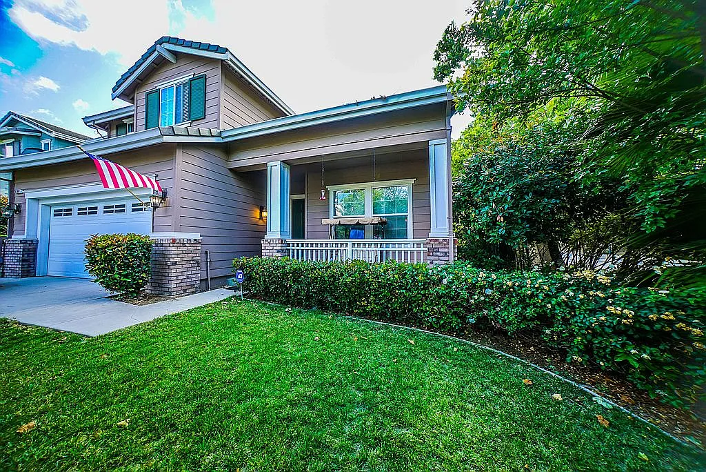 5100 Furlong Way photo 1