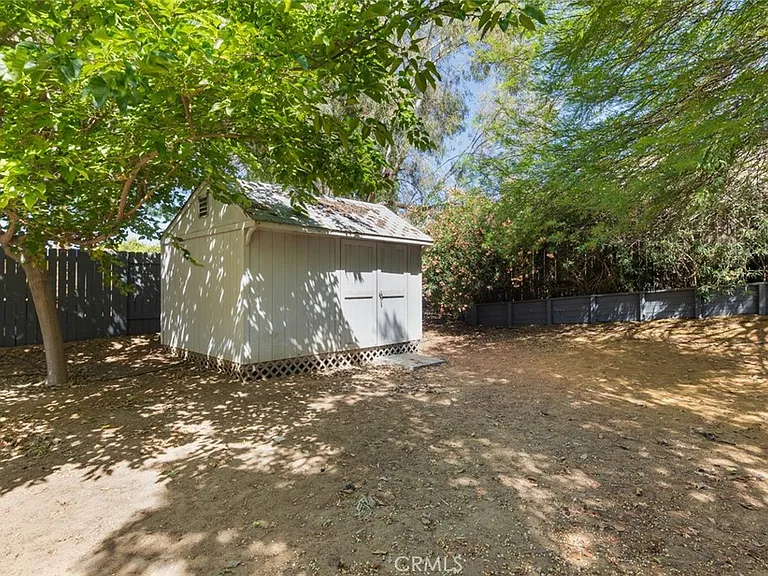 39585 Oak Cliff Dr — Photo 8