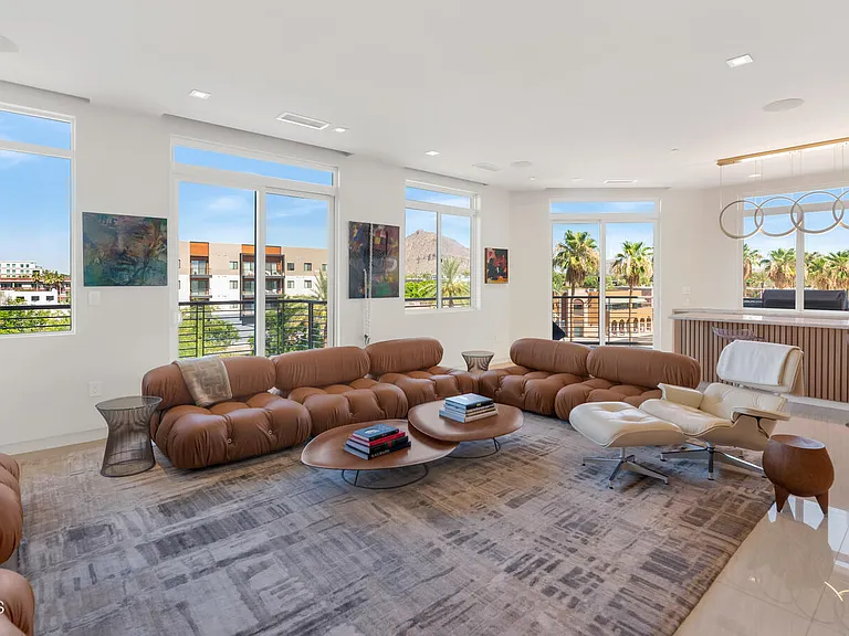 3801 N Goldwater Blvd #400 — Photo 10
