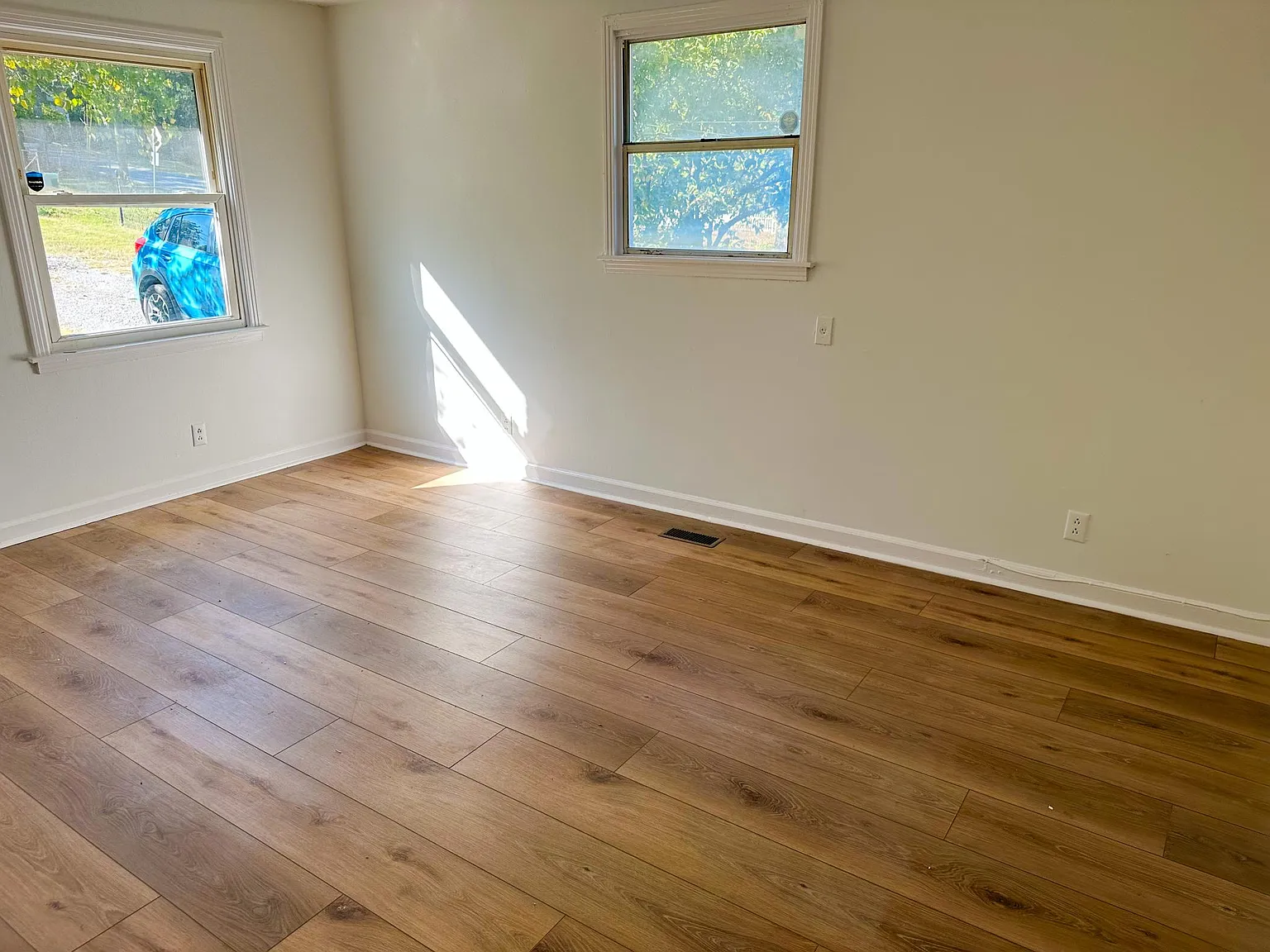 4012 Edwards Ave — Photo 4