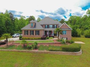 930 Antrim Glen Dr, Hoschton, GA 30548