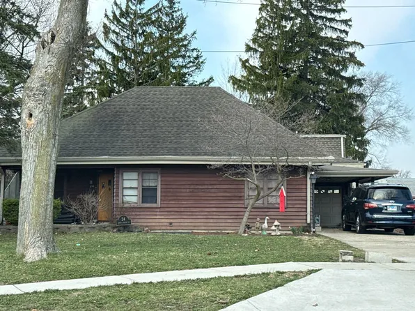 24 S Collins St, South Elgin, IL 60177