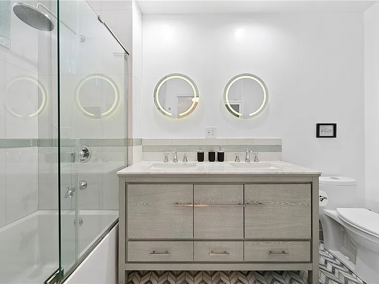 3763 Lankershim Blvd — Photo 25