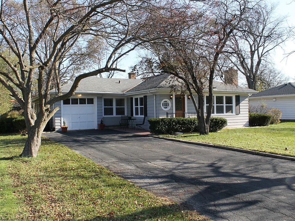 1st image of 9499 Greenwood Dr