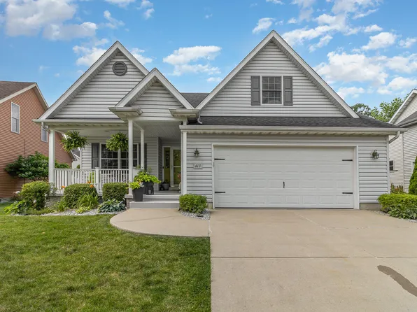 413 Chessington Dr, Crown Point, IN 46307