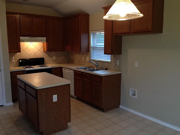 11752 Netleaf Ln — Photo 9