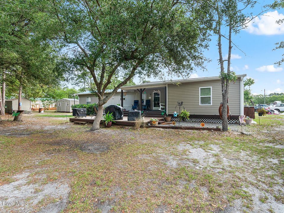 1st image of 728 Deer Drive SW