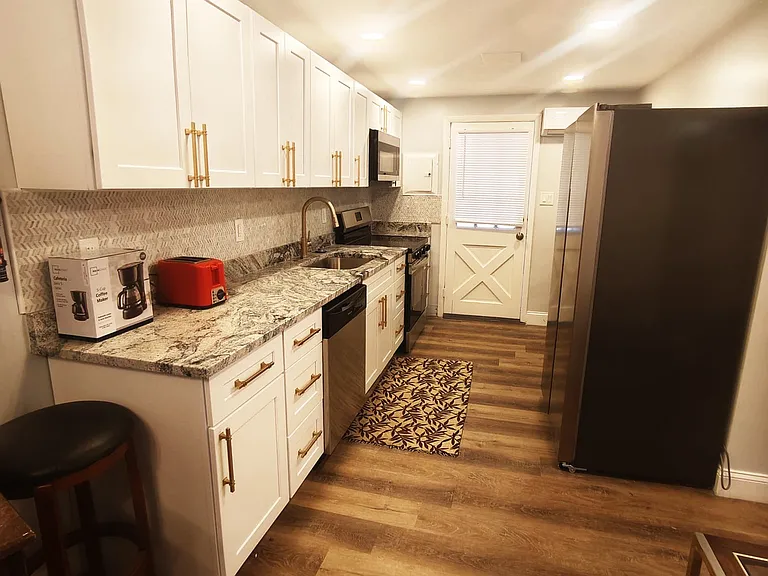 3707 E Fisherville Rd #4 — Photo 9