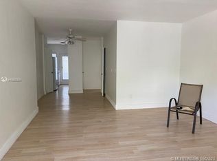 1240 11th St APT 3, Miami Beach, FL 33139