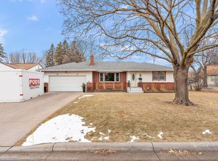2304 Earl Ln, South Saint Paul, MN 55075