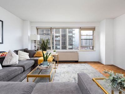 400 E 85th St APT 11G, Manhattan, NY, 10028