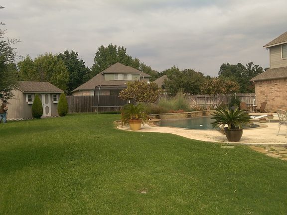 4th image of 1311 Luna Dr