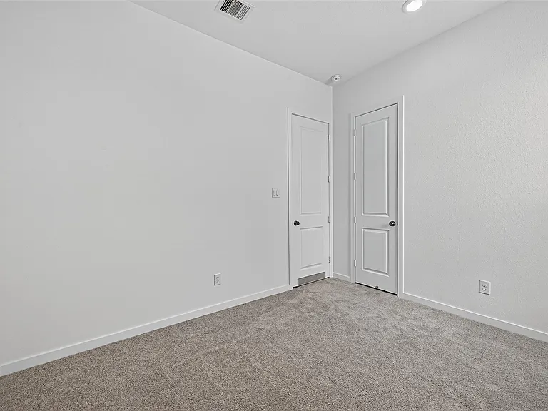 11119 Poplar Tree Dr — Photo 32