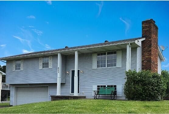 1st image of 843 Pine St