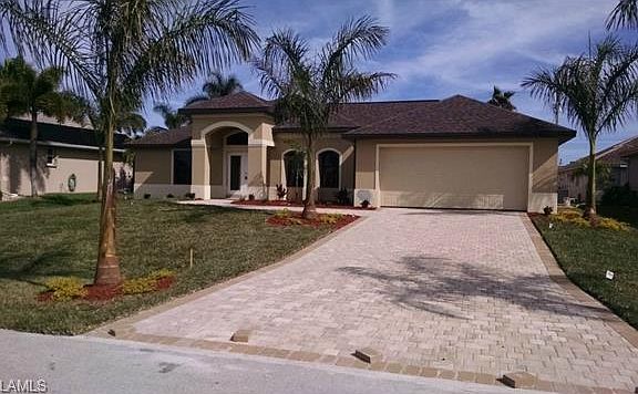 3rd image of 5015 SW 27th Pl