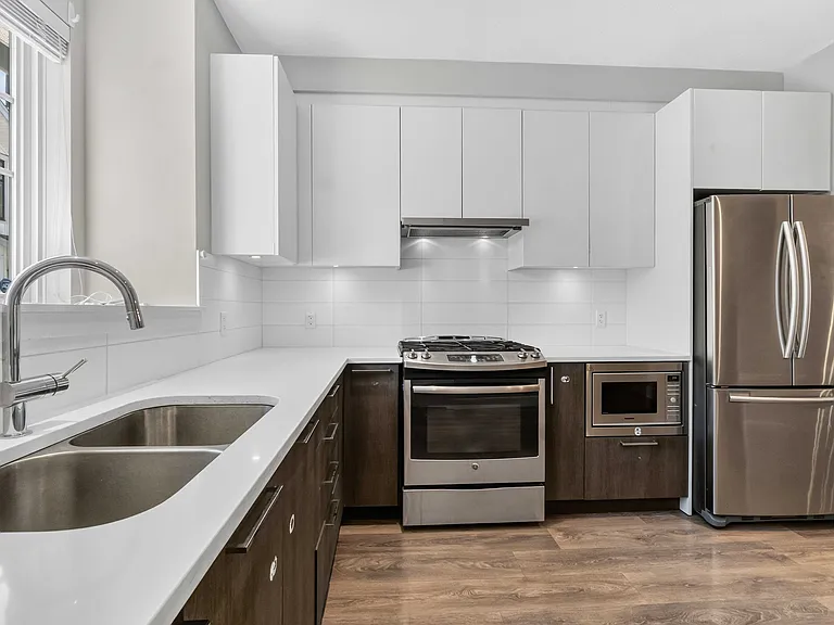 5048 Savile Row #D270 — Photo 9