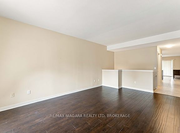 4th image of 50 Shipview Ct