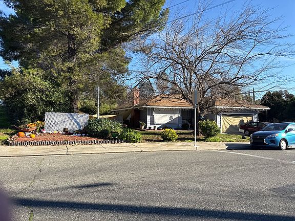 3rd image of 1717 Boynton Ave