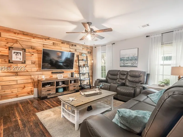 21 Pine Forest Dr — Photo 4