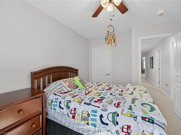 4th image of 149 Kinsman Dr