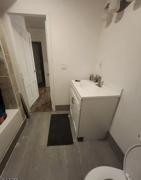 20 Adams St — Photo 1
