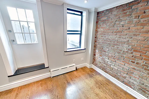 Rented by Centennial Properties NY | media 9