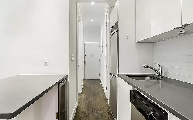 Rented by Dallien Realty Limited Liability Company | media 33