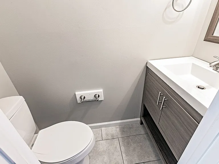 9 Arnold Pl — Photo 8