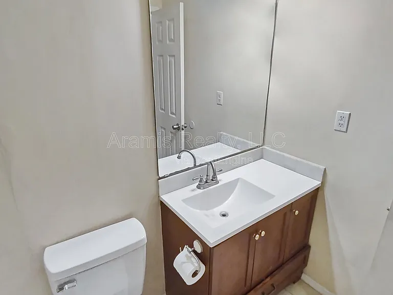 3032 Destin Cir — Photo 23
