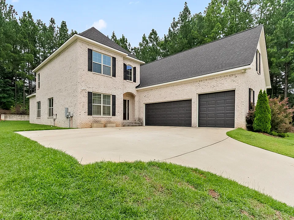 4150 Churchill Ln