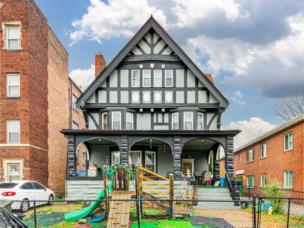 1878 E 93rd St, Cleveland, OH 44106