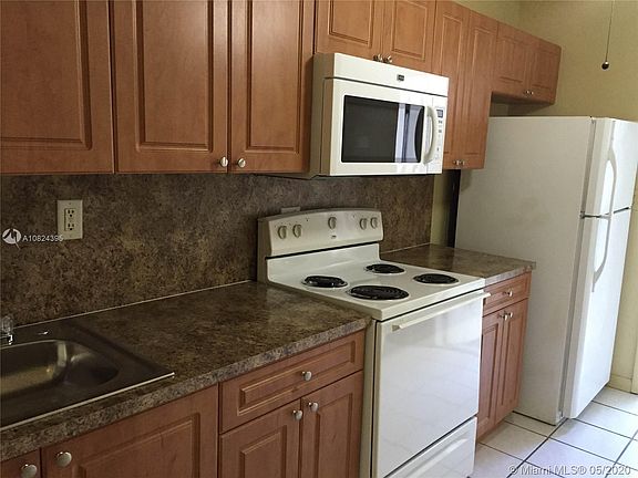 2nd image of 1437 NE 56th St #3