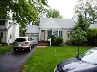 59 Windsor Dr, Dumont, NJ 07628