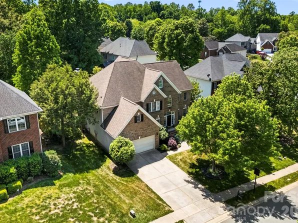 12106 Kane Alexander Dr, Huntersville, NC 28078